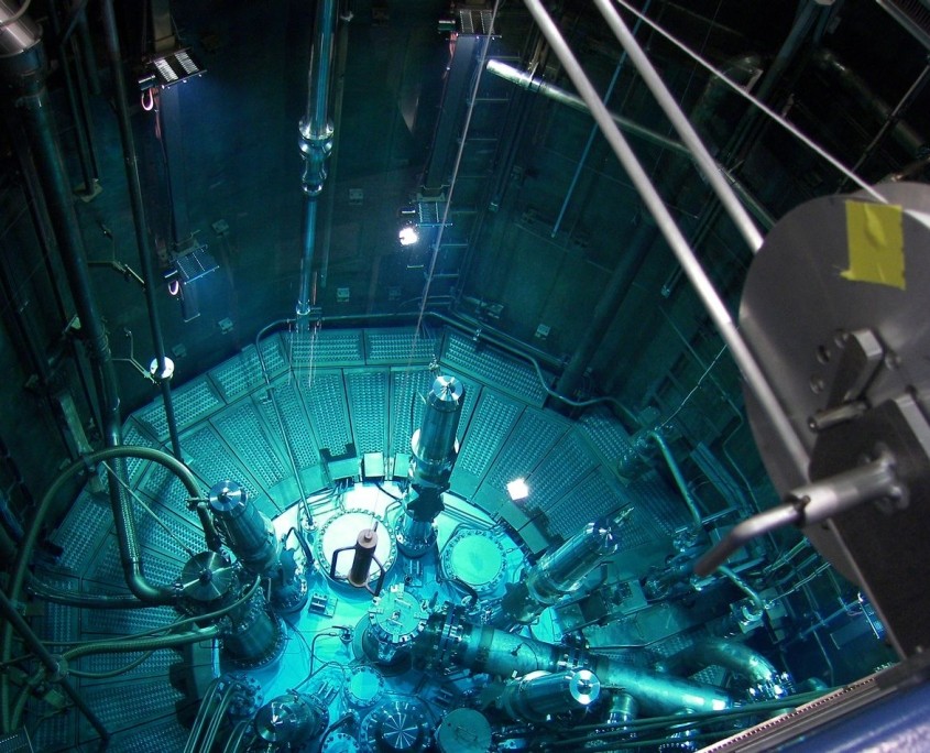 A Tour inside TUM’s Research Reactor - TUM SOM